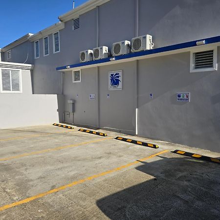 2 Palmas Str Hotell Aguadilla Exteriör bild