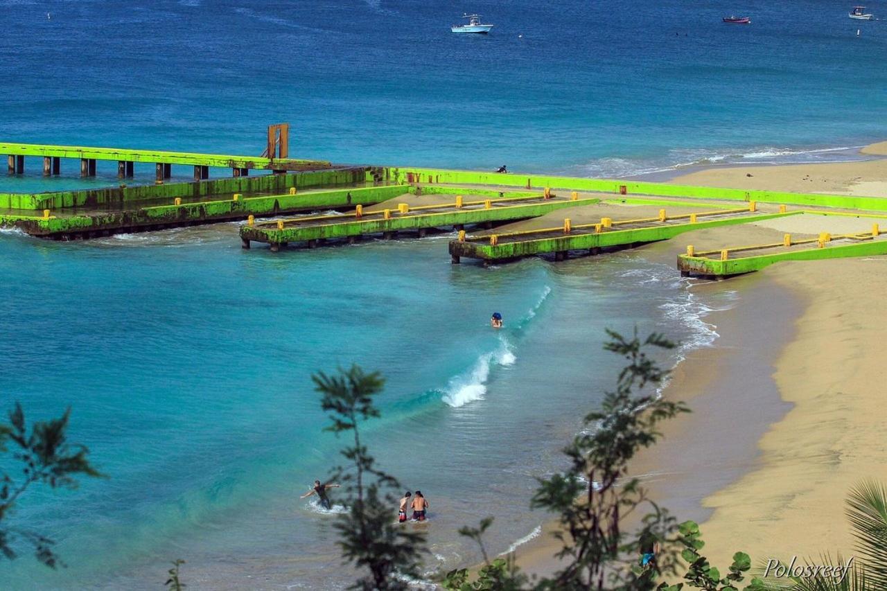 2 Palmas Str Hotell Aguadilla Exteriör bild