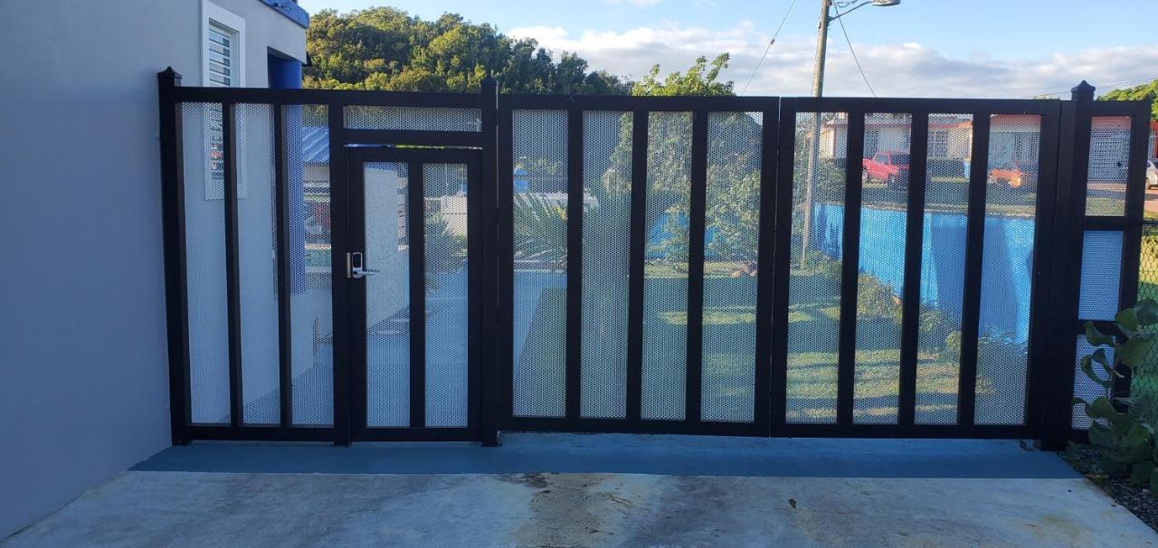 2 Palmas Str Hotell Aguadilla Exteriör bild