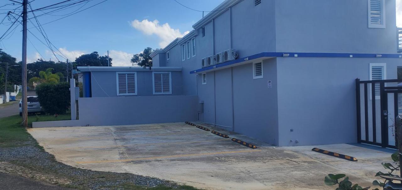 2 Palmas Str Hotell Aguadilla Exteriör bild