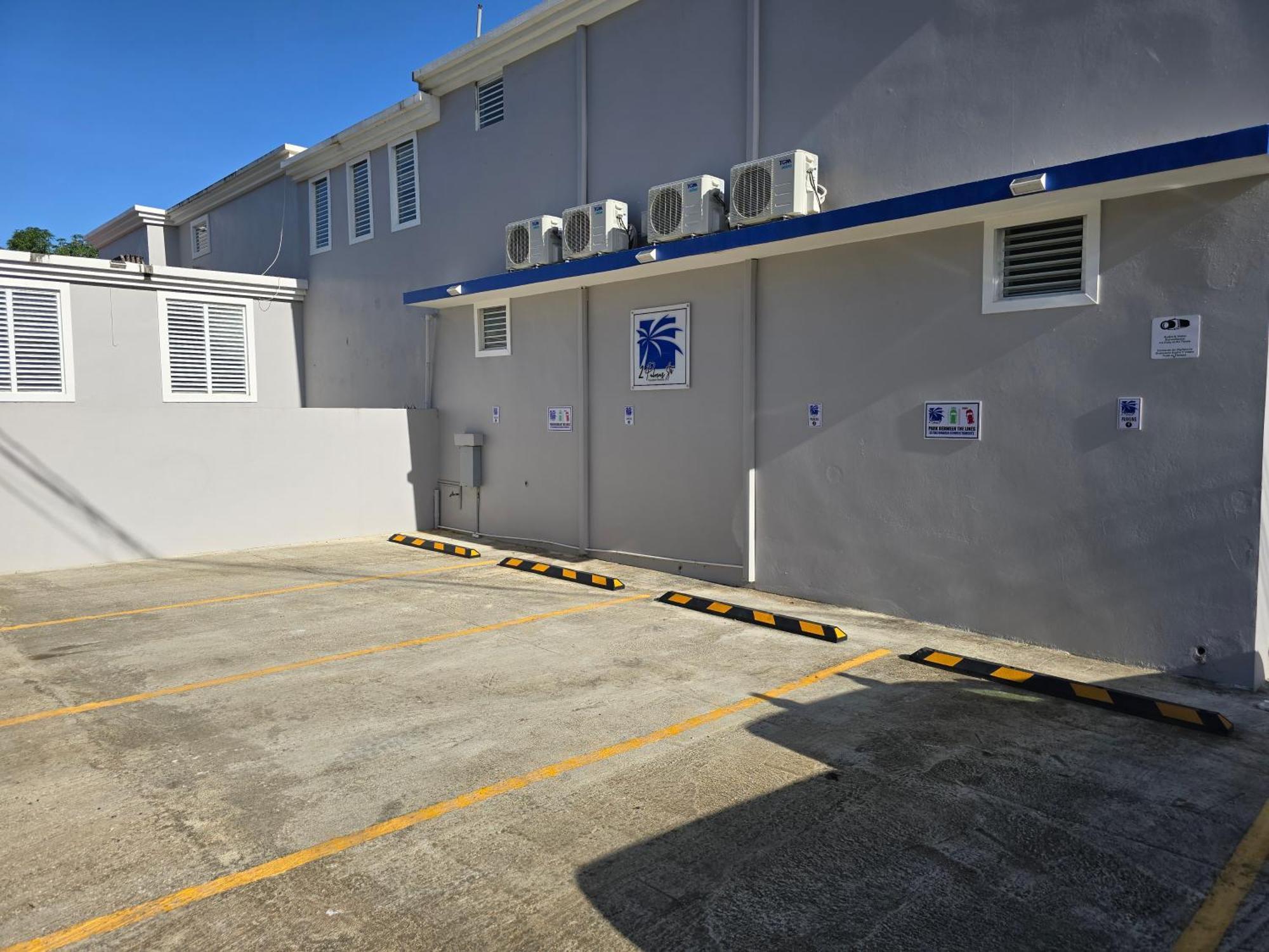 2 Palmas Str Hotell Aguadilla Exteriör bild